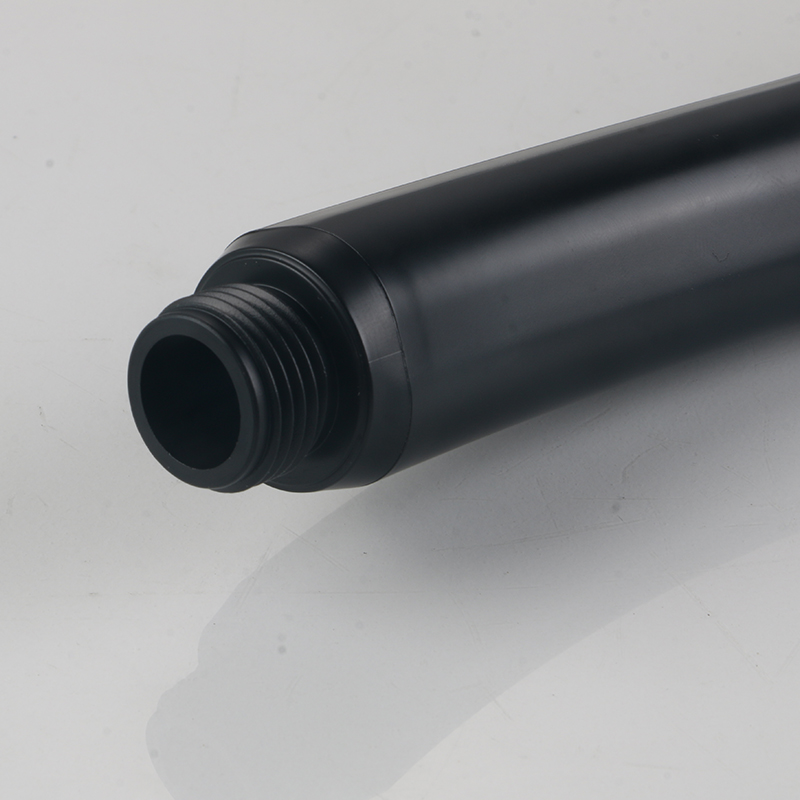 Japonská otočná hlavice černá sprcha