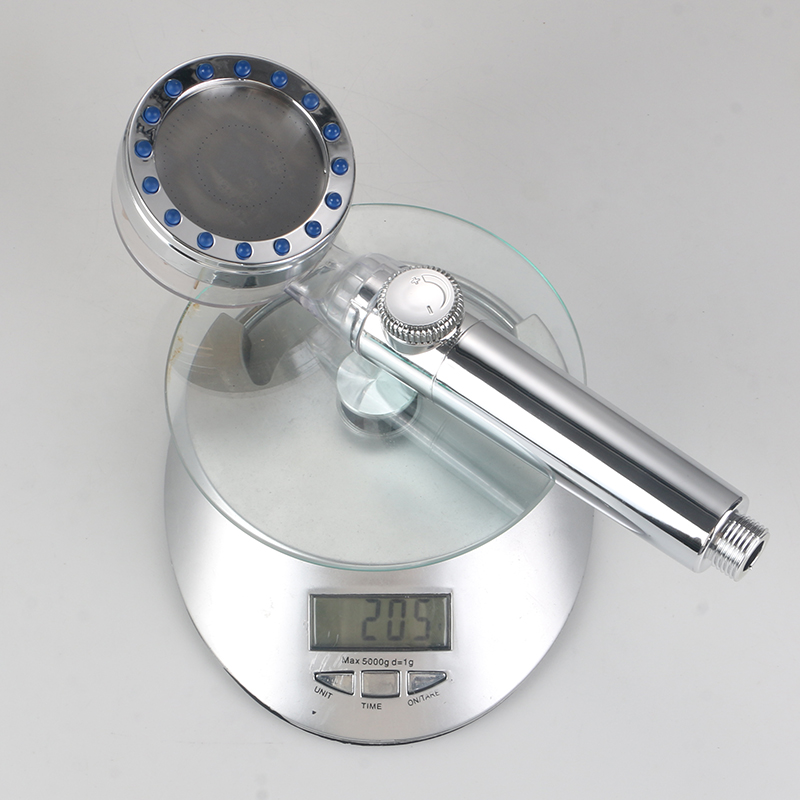 Stříbrná sprchová hlavice Flow