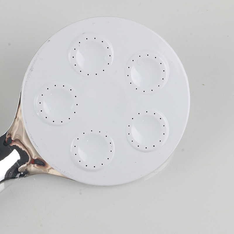 Malá barbarská sprcha